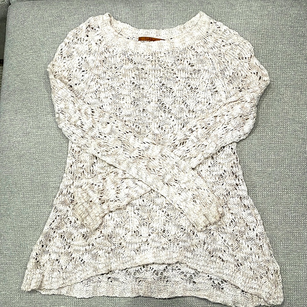 Belldini Medium cotton knit sweater. GUC for small paint mark on sleeve.